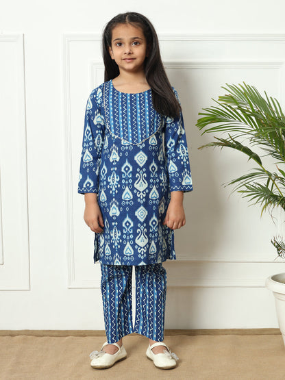 Straight style Cotton fabric Blue color Kurti with Bottom