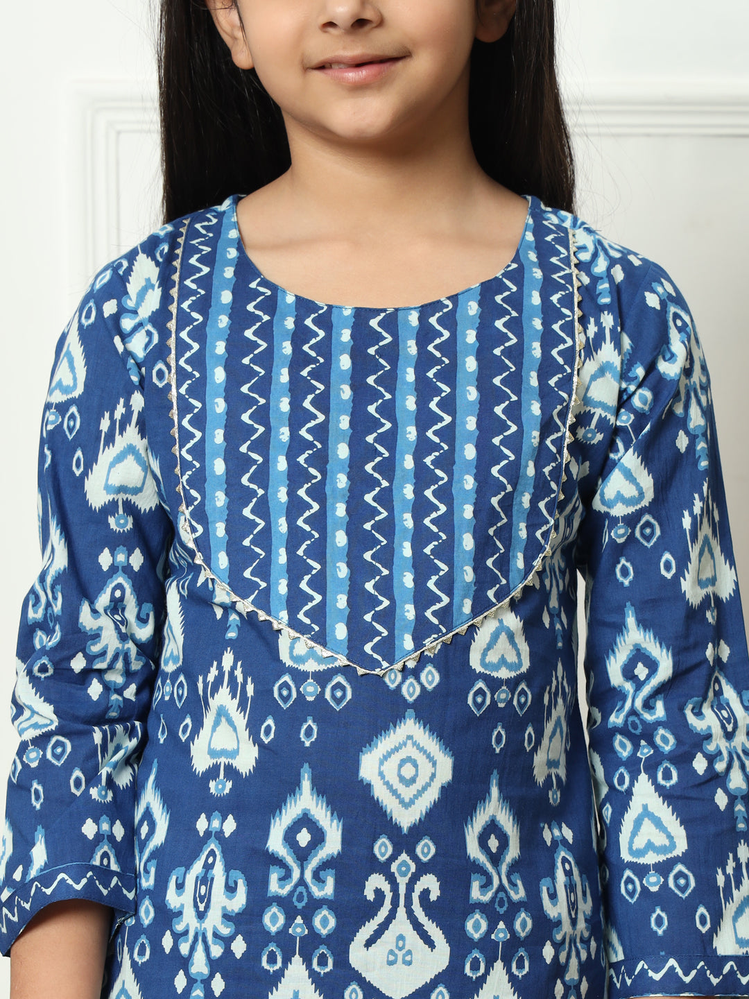 Straight style Cotton fabric Blue color Kurti with Bottom
