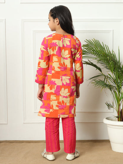 Straight style Cotton fabric Pink color Kurti with Bottom