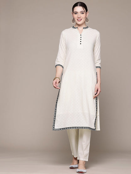Straight style Cotton fabric Off White color kurta with Bottom