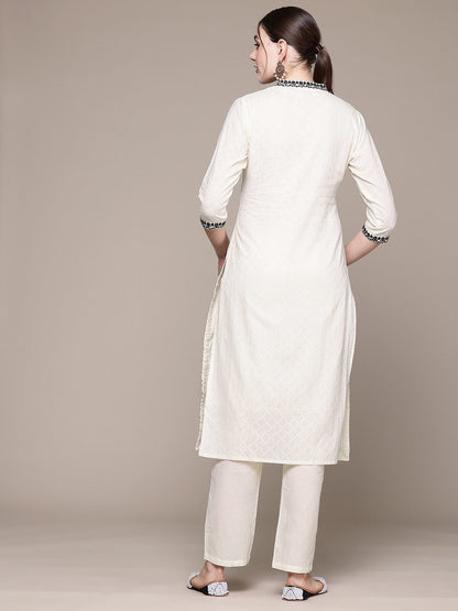 Straight style Cotton fabric Off White color kurta with Bottom