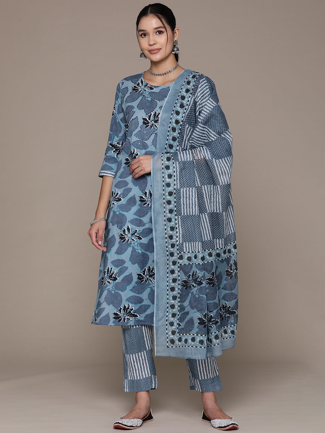 Straight Style Cotton Fabric Grey Color Floral Printed Kurti With Straight Palazzo And Dupatta