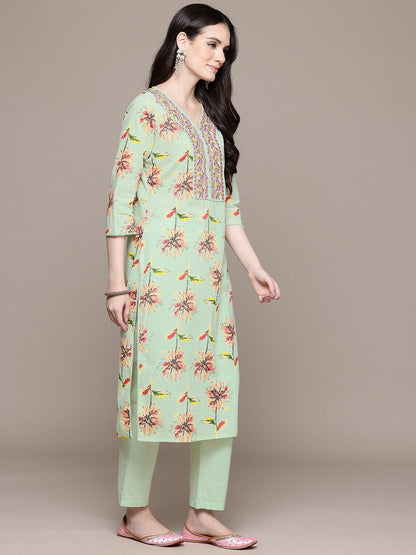Straight Style Cotton Fabric Green Color Floral Printed Kurti With Palazzo And Dupatta With Thread Work