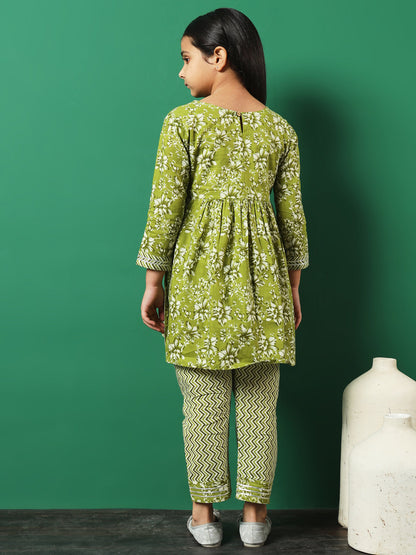 Anarkali Style Cotton Fabric Green Color Floral Printed Kurti And Palazzo With Gotta Lace Work