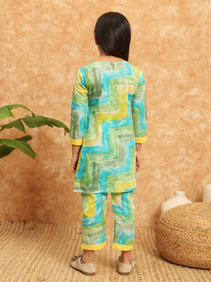 Straight Style Cotton Fabric Green Color Printed Kurti And Palazzo With Gotta Work