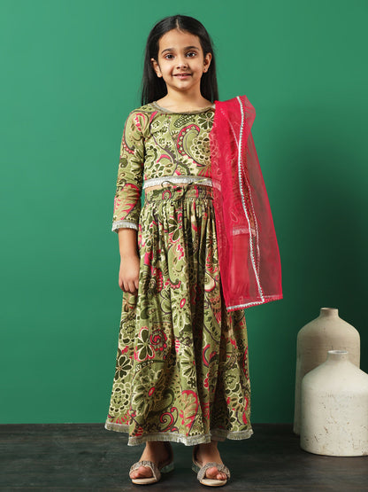 Straight Style Cotton Fabric Green Color Printed Lehenga Choli With Dupatta In Gotta Lace Work