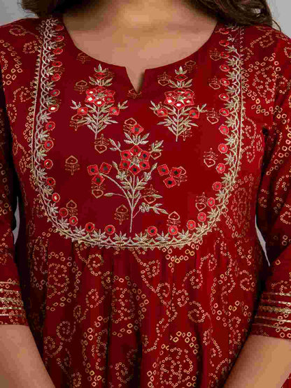 Printed Flared Round Neck 3/4 Sleeves Viscose Rayon Kurta, Pant And Dupatta Set