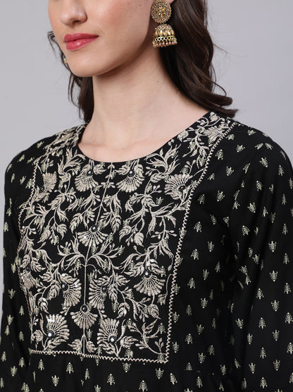 Rayon Embroidered Front slit  3/4 Sleeves Calf Kurta
