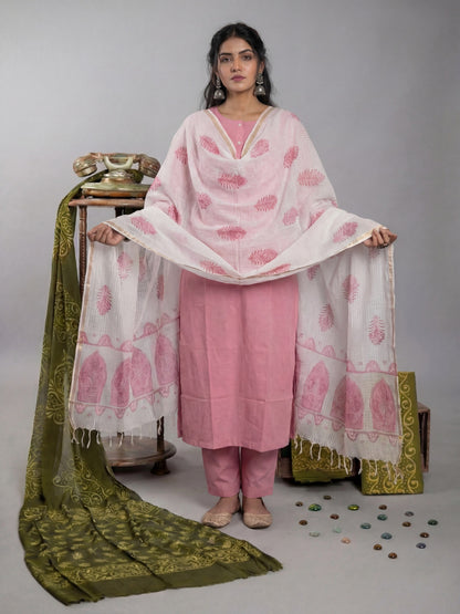 Silk Blend Straight Kurta Pant With Handblock Print Kota Doriya Dupatta Set