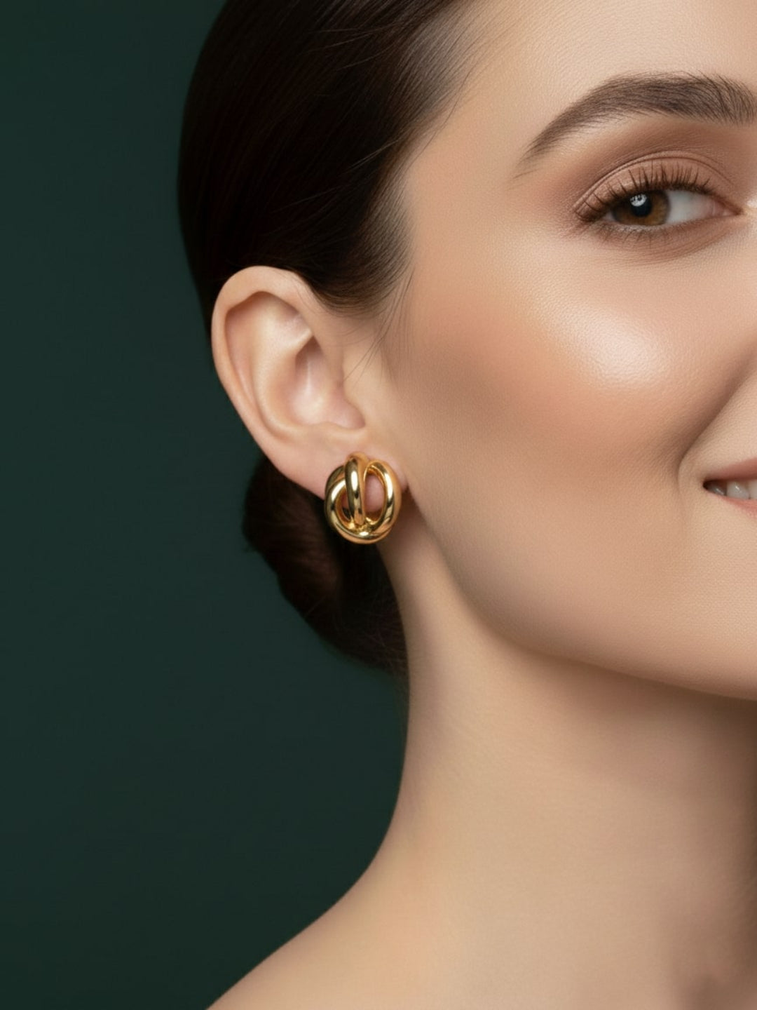 Golden Round Twisted Studs