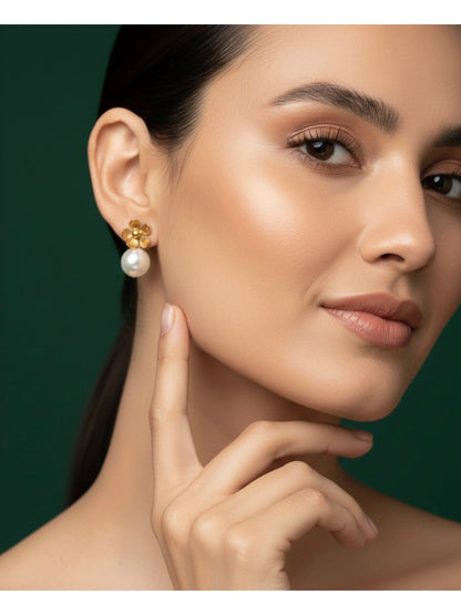 Beautiful Pearl Drop Earring