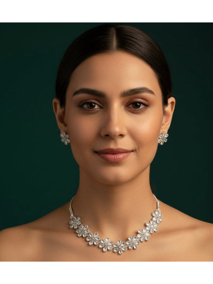 Women Floral Daimond Necklace With Earrings