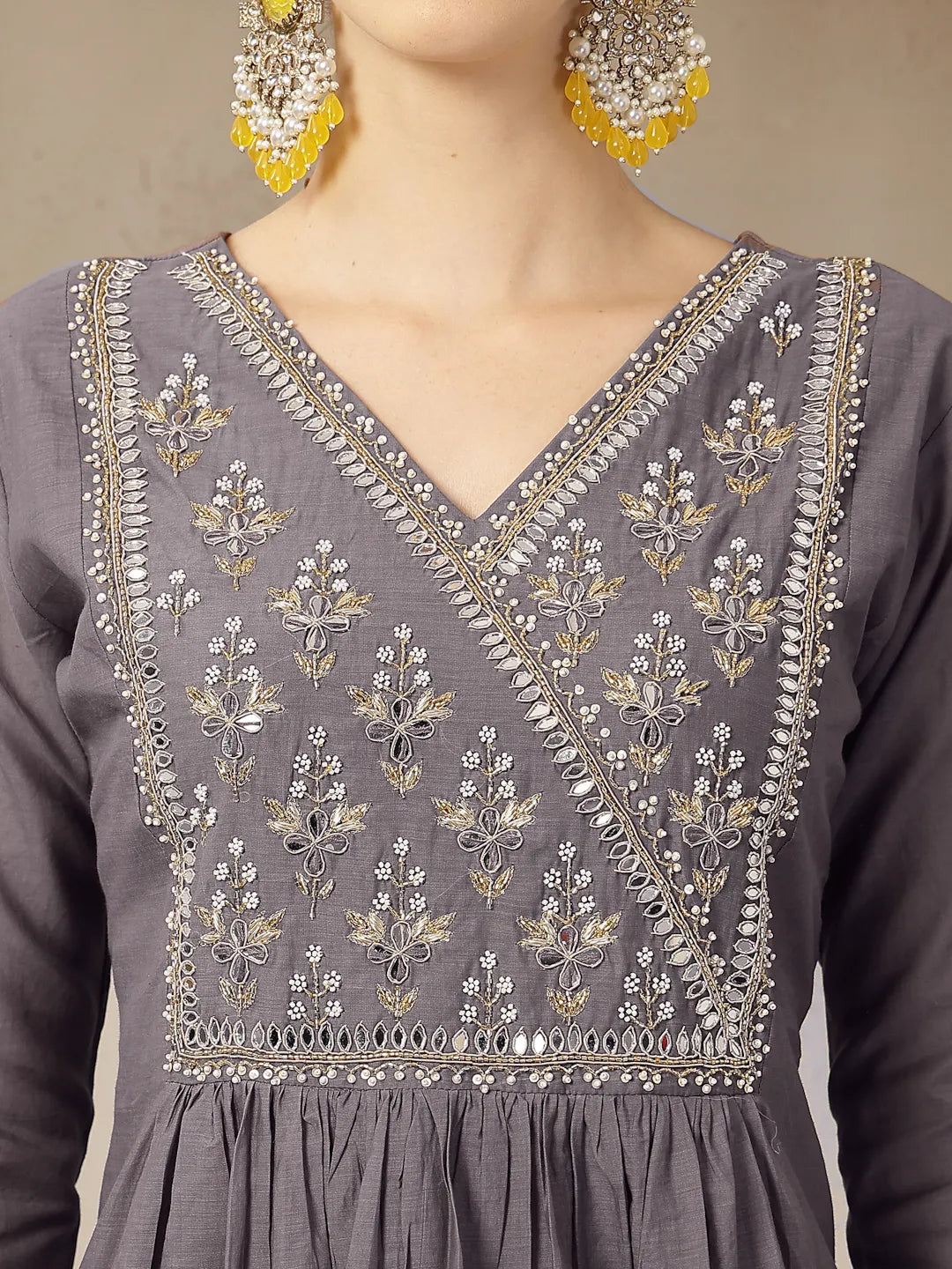 Purple Mul Chanderi Beads And Stones Mirror Work Kurta Dupatta Pant Set