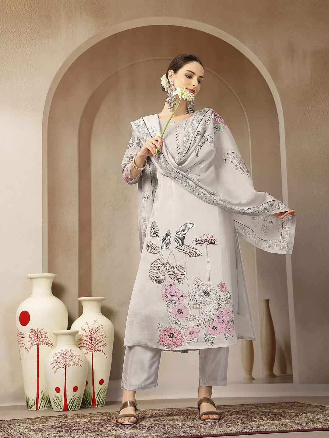 Mul Chanderi Light Grey Kurta Dupatta Pant Set