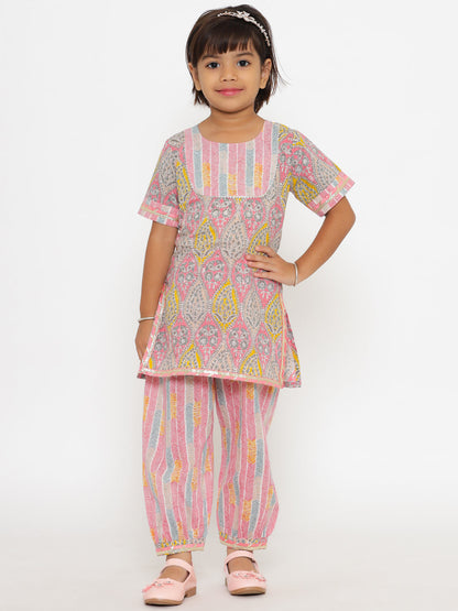Straight Style Cotton Fabric Pink Color Floral Printed Kurta And Pyjama With Gota Work