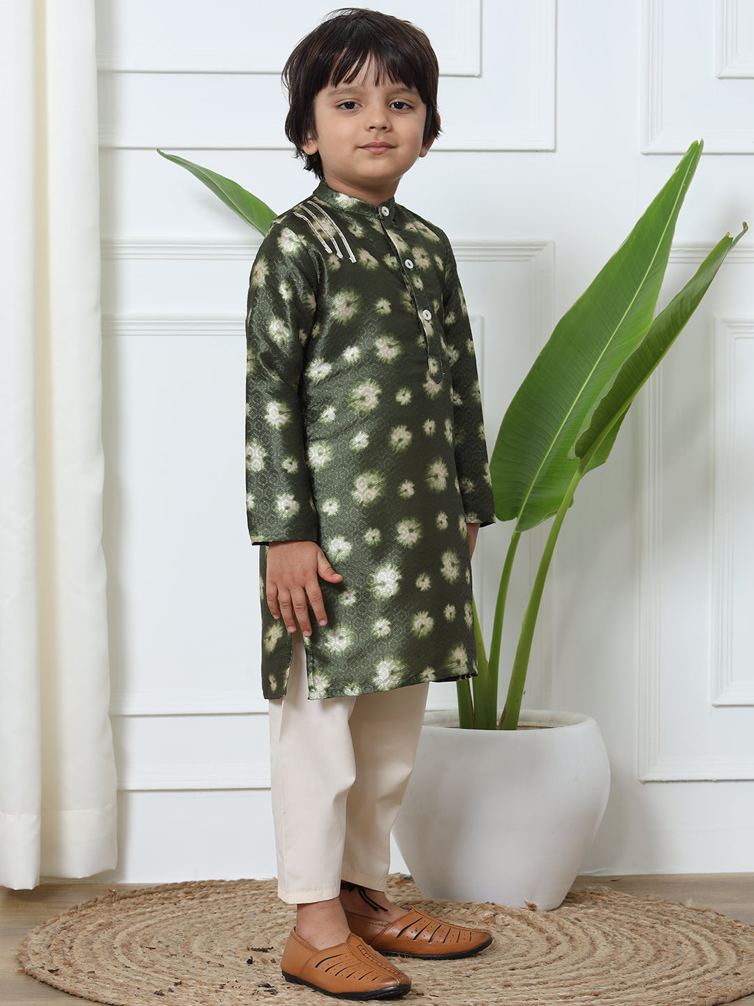 Boys Straight Style Art Silk Fabric Green Color Bandhej Printed Kurta And Cotton Fabric Cream Color Pyjama With Gotta Lace Work