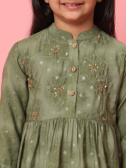 Girls Frock Style Cotton Fabric Green Color Floral Printed Kurti And Pyjama With Gotta Lace And Zari Work Work