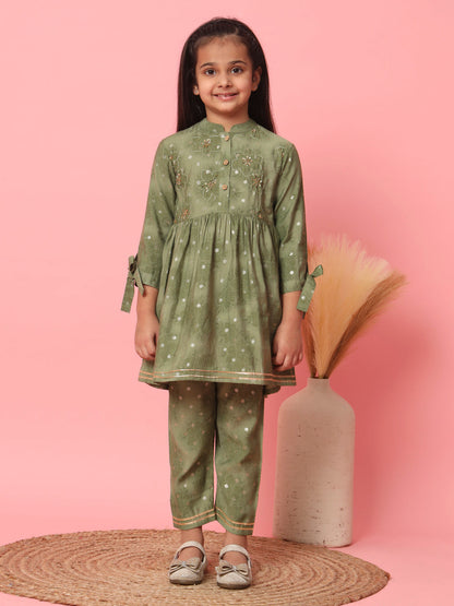 Girls Frock Style Cotton Fabric Green Color Floral Printed Kurti And Pyjama With Gotta Lace And Zari Work Work