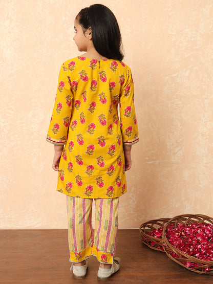 Girls Straight Style Cotton Fabric Yellow Color Printed Kurti And Pyjama With Zari And Gotta Lace Work