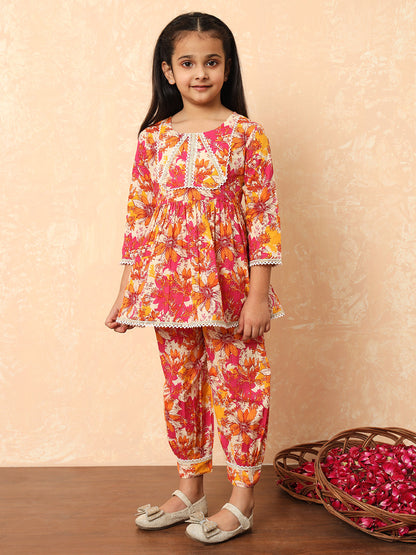 Boys Straight Style Cotton Fabric Pink Color Floral Printed Kurta And Pyjama