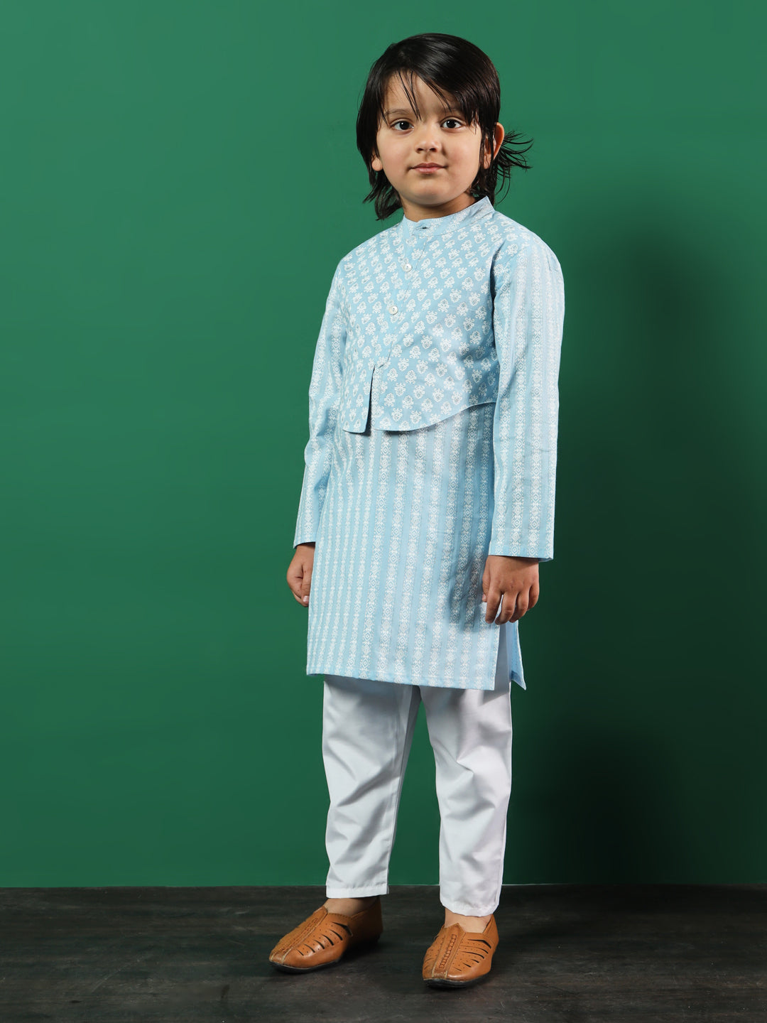 Boys Straight Style Cotton Fabric Grey Color Printed Kurta And Pyjama With Jacket