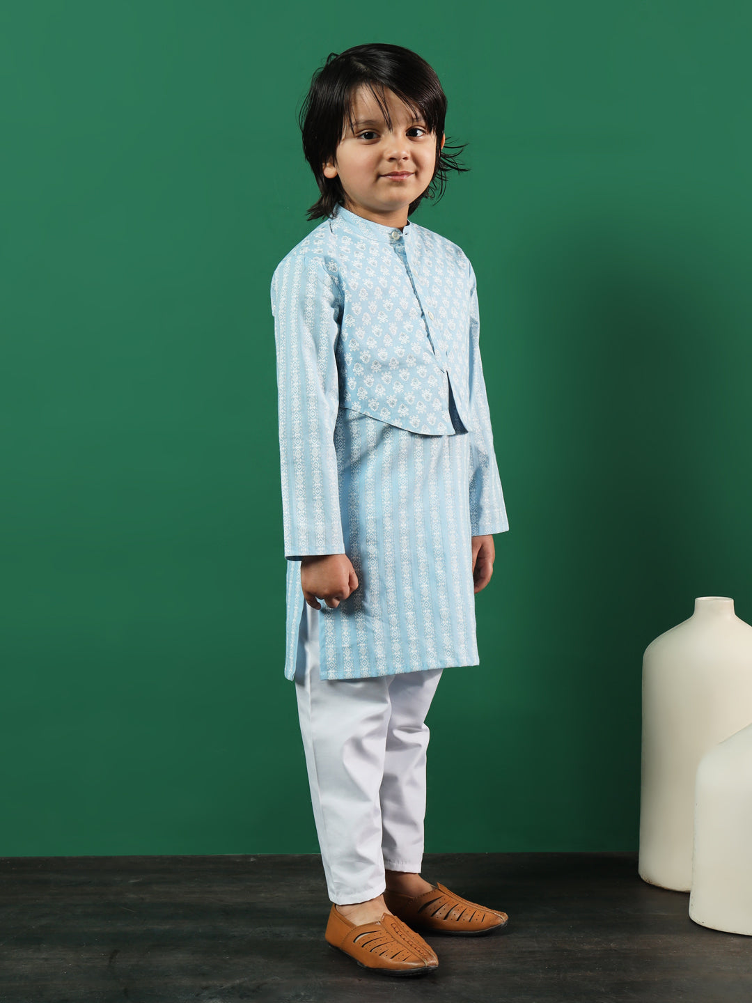Boys Straight Style Cotton Fabric Grey Color Printed Kurta And Pyjama With Jacket