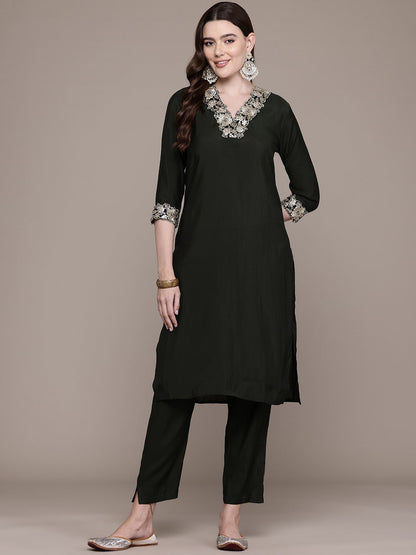 Straight Style Silk Fabric Green Colour Kurta With Bottom