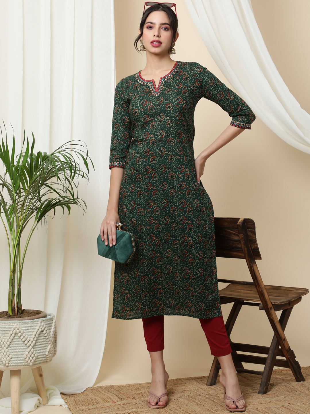 Cotton  Calf Length Printed Straight 3/4 Sleeves Round Kurta