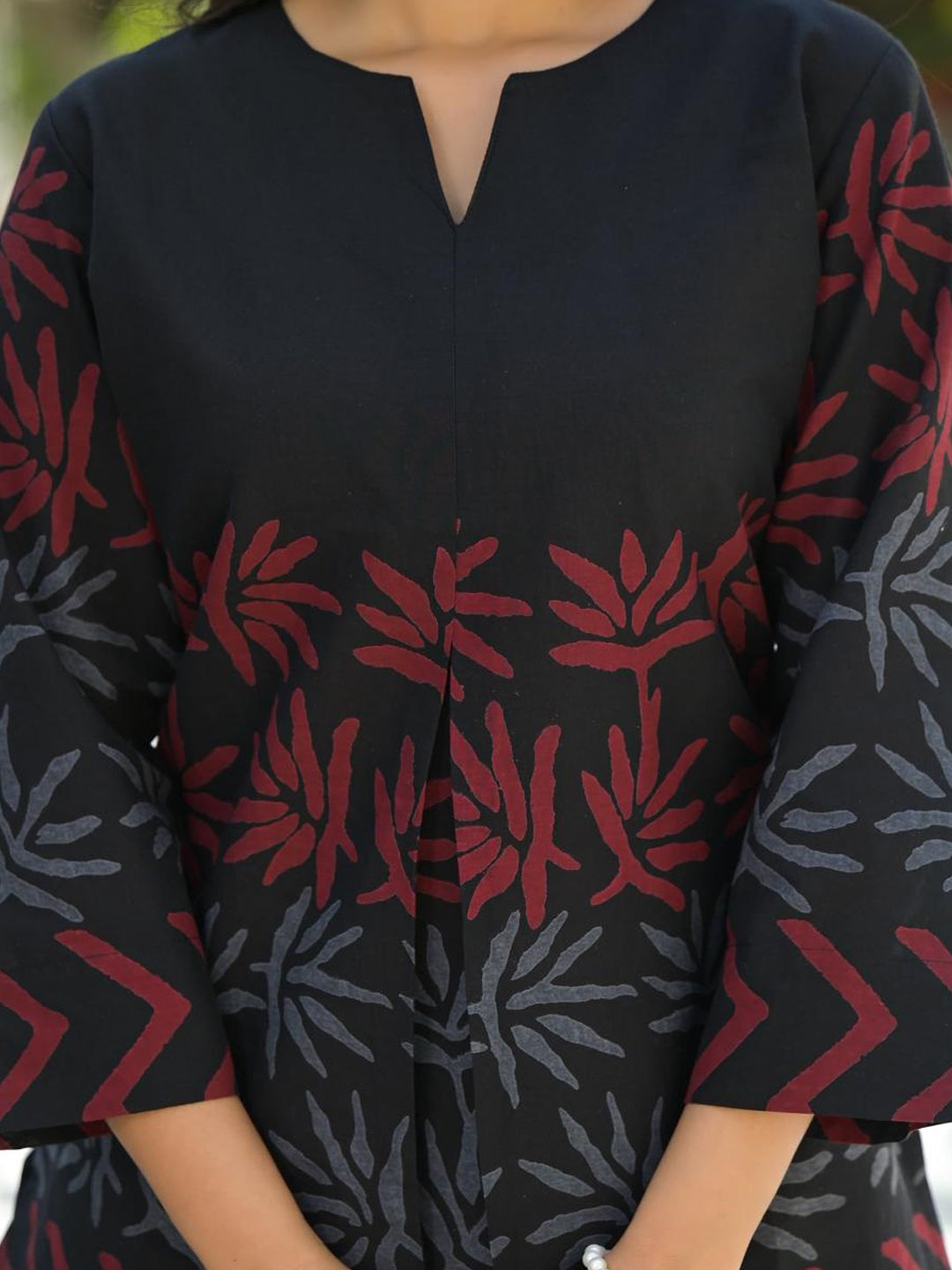 Curved Style Cotton Fabric Black Color Co-Ord Set