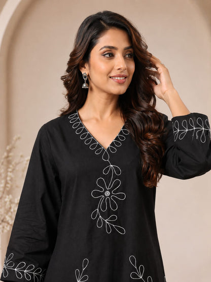 Cotton Embroidery Three-Quarter Sleeves Kurta Sets