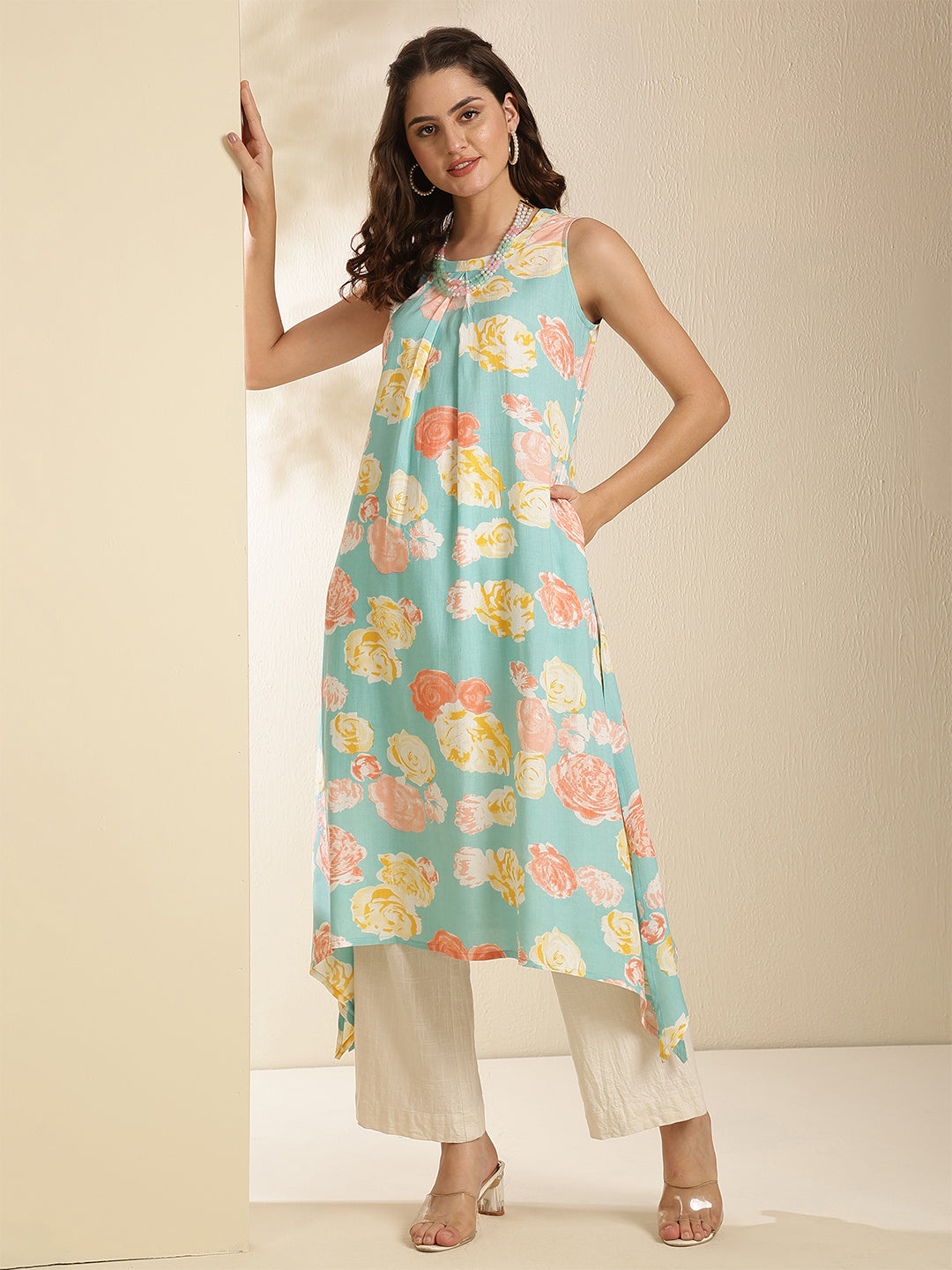 Rayon Calf Length Printed Sleeveless Round Neck Asymmetrical Kurta