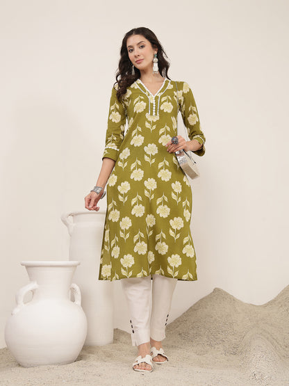 Cotton Calf Length Printed 3/4 Sleeves V-Neck Kurta