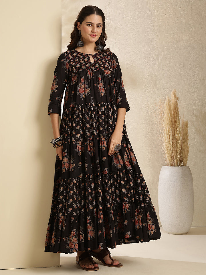 Cotton Calf Length Printed 3/4 Sleeve Key Hole Neck Tiered Kurta Bottom With Dupatta