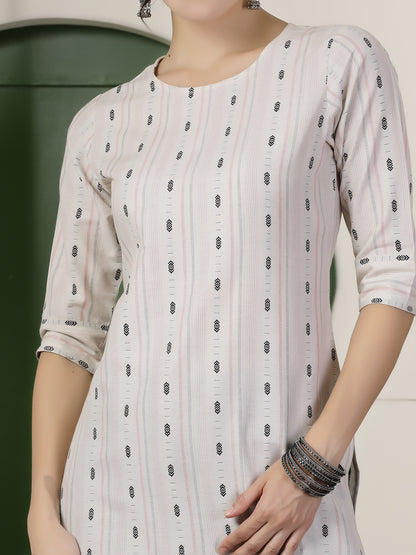 Self Designed Cotton Blend Straight Kurta