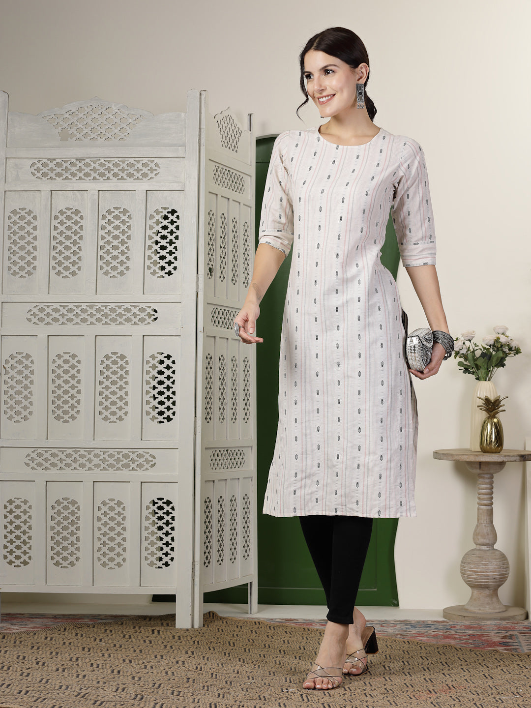 Self Designed Cotton Blend Straight Kurta