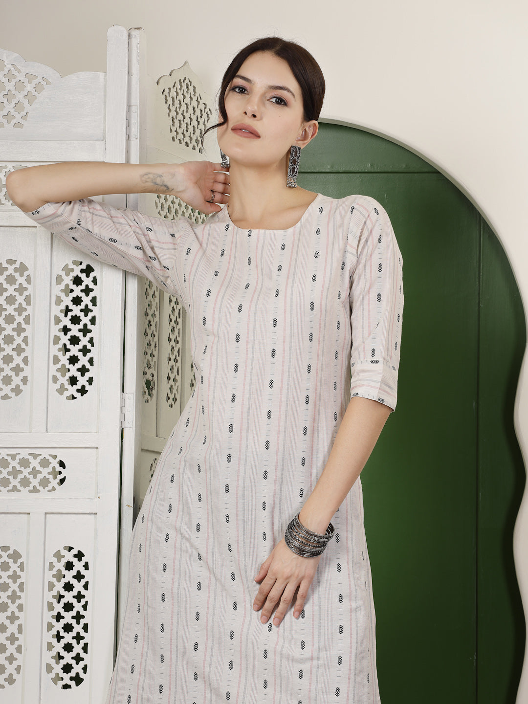 Self Designed Cotton Blend Straight Kurta