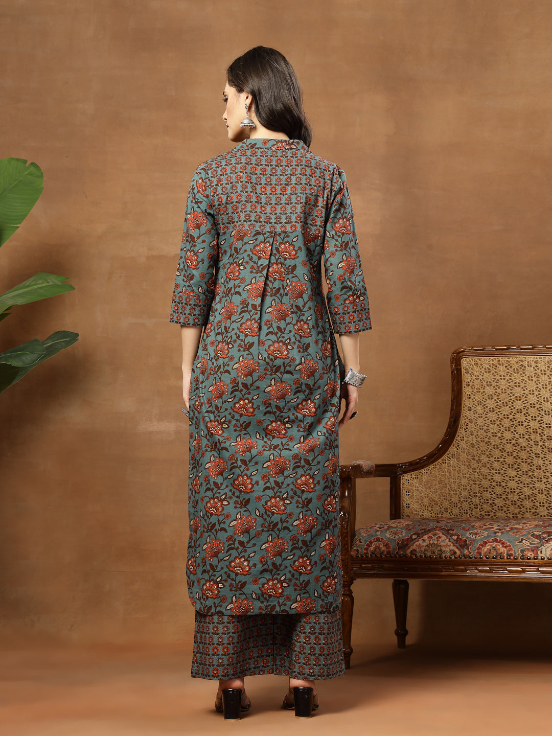 Straight Printed Cotton Shirt Collar Kurta Set