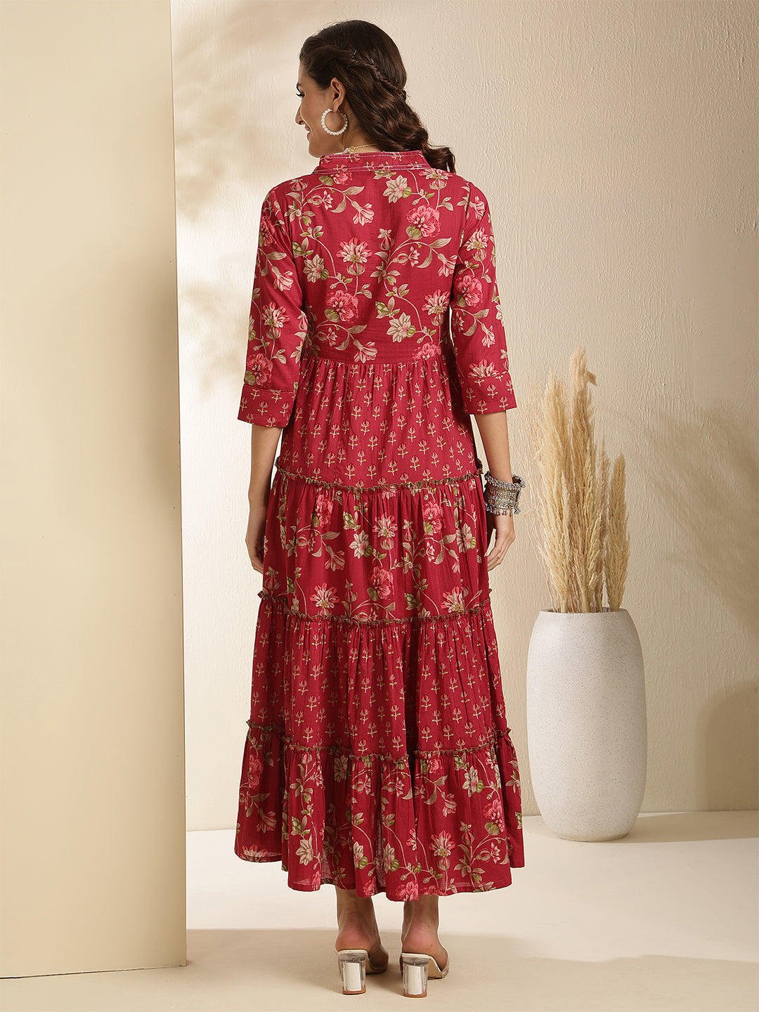Cotton Calf Length Printed 3/4 Sleeve V-Neck Anarkali Kurta