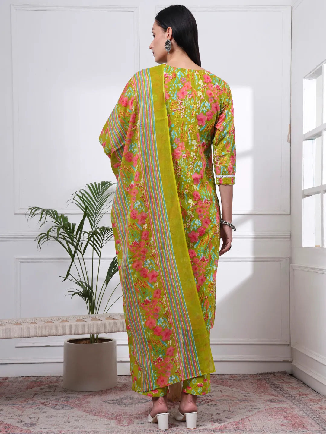 Green Floral Print Straight Kurta Trouser Dupatta Set