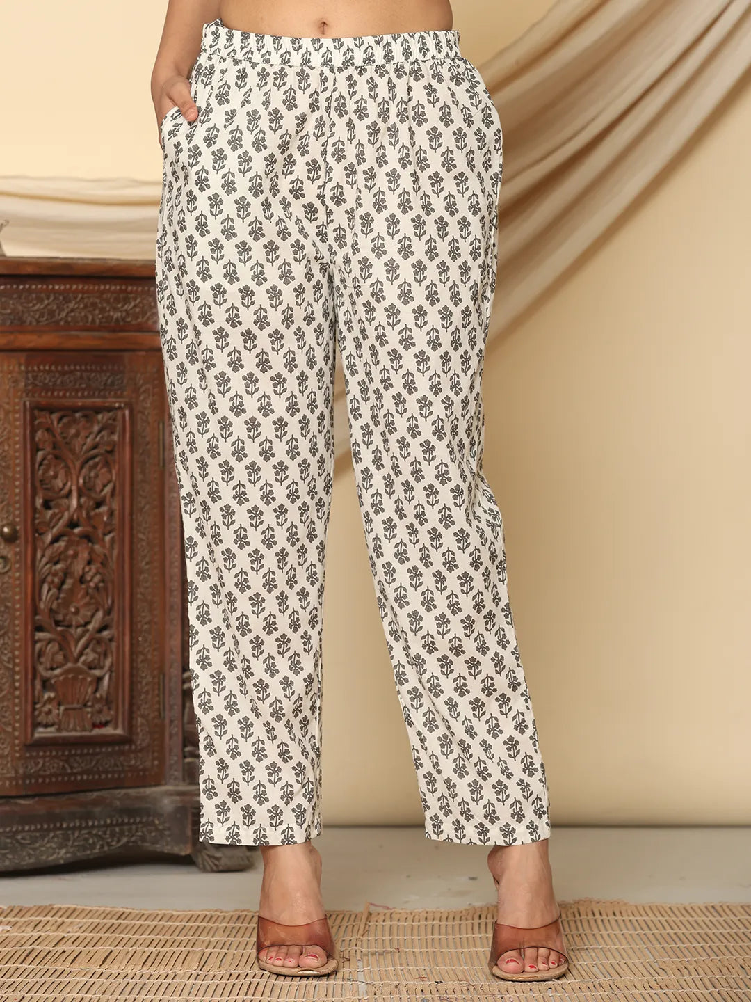 Grey Pure Cotton Kurta Dupatta Pant Set