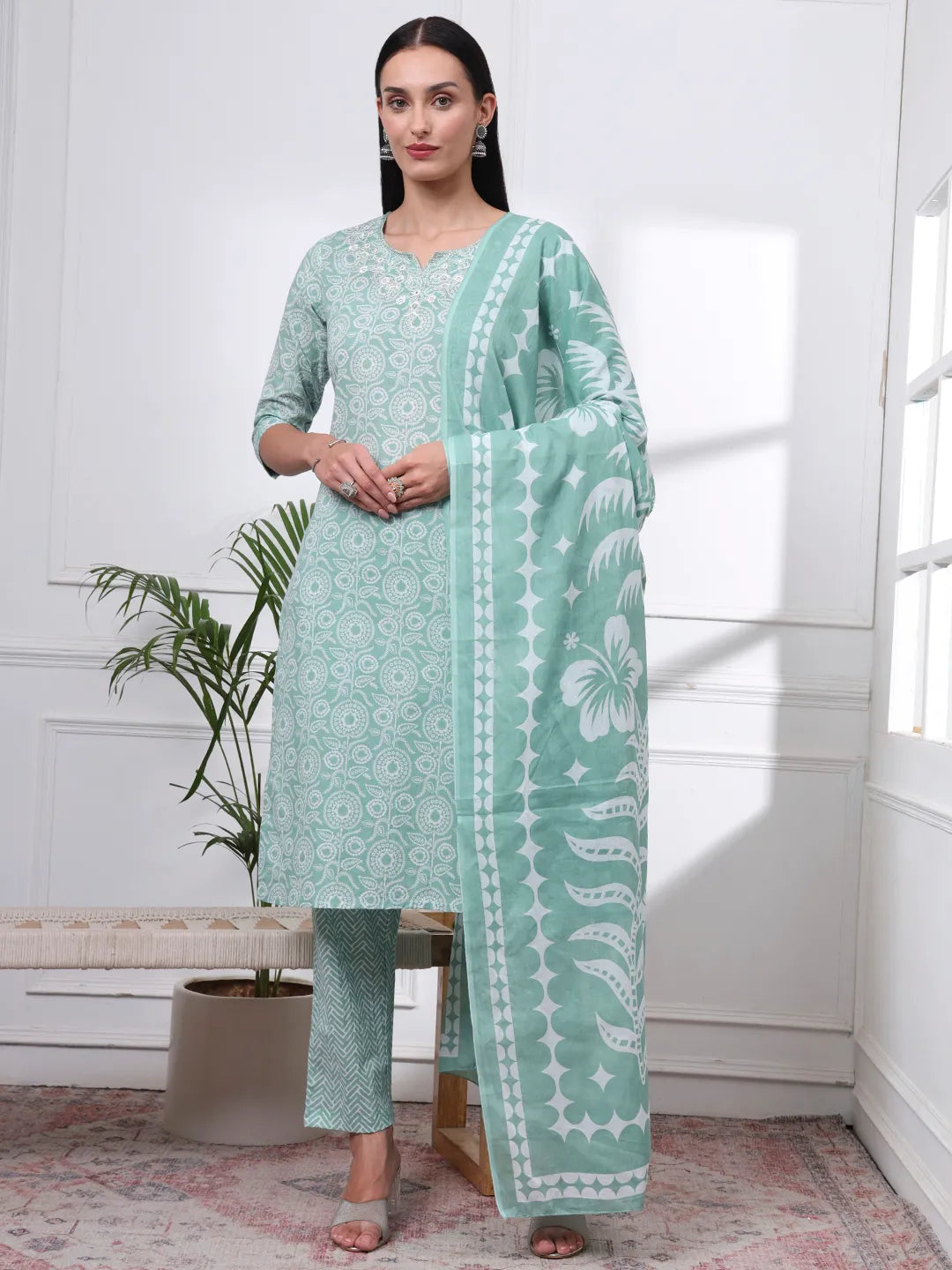 Green Pure Cotton Ethnic Motifs Thread Work Kurta Dupatta Pant Set