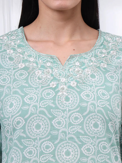Green Pure Cotton Ethnic Motifs Thread Work Kurta Dupatta Pant Set