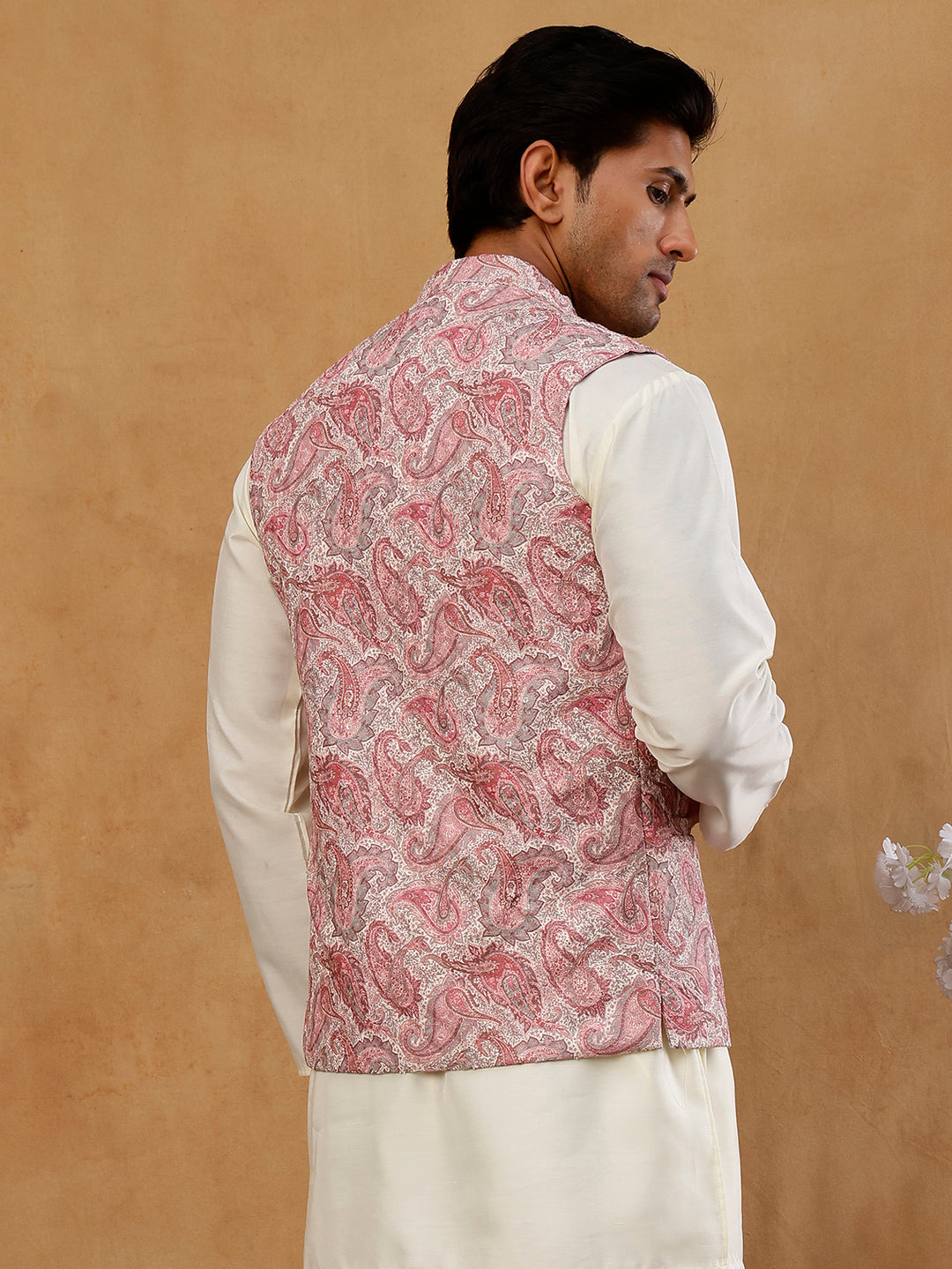 Men Paisley Embroidered Cotton Blend Nehru Jacket