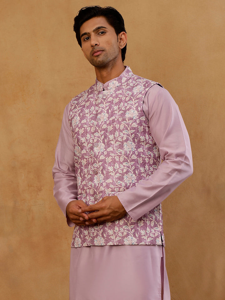 Men Floral Embroidered Cotton Blend Nehru Jacket
