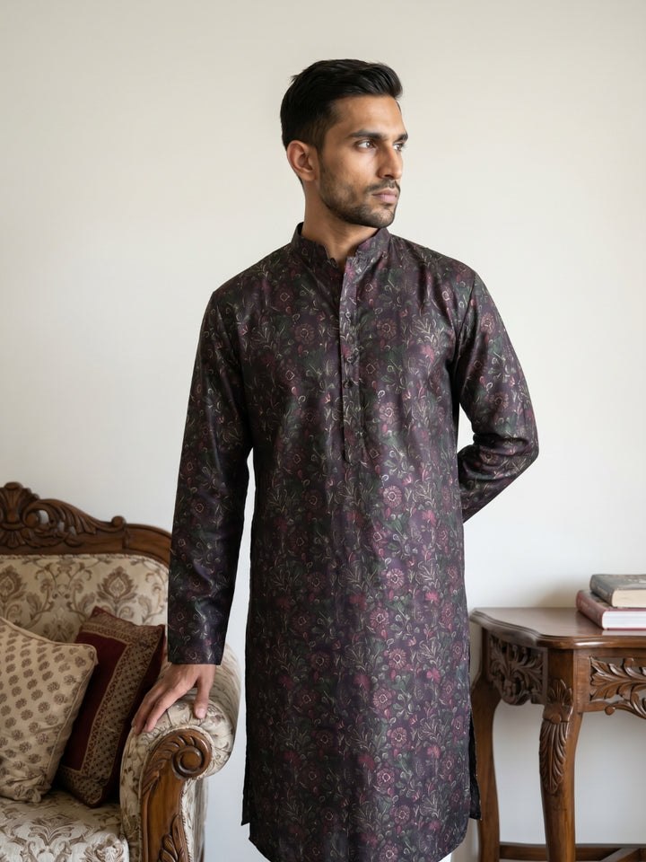 Men Cotton Blend Kurta With Foil Print
