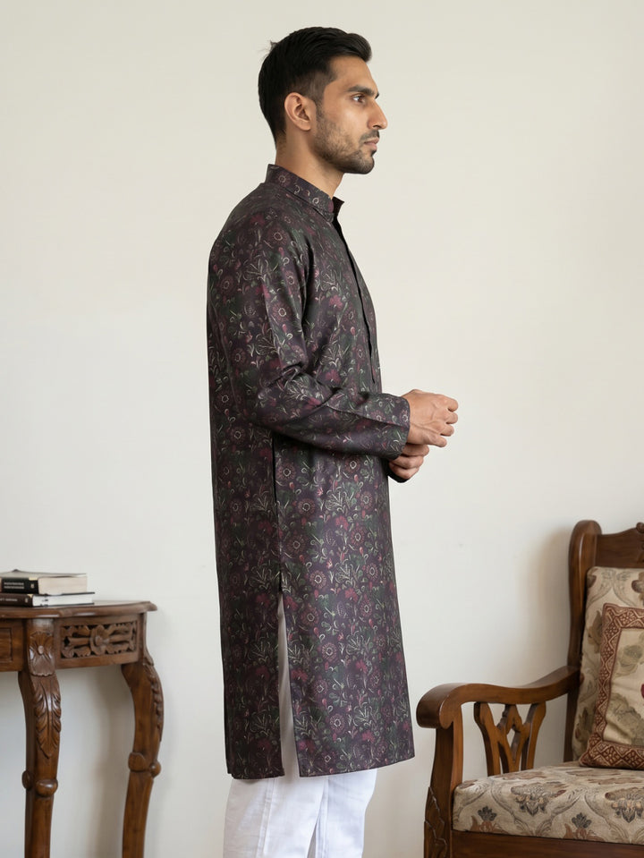 Men Cotton Blend Kurta With Foil Print
