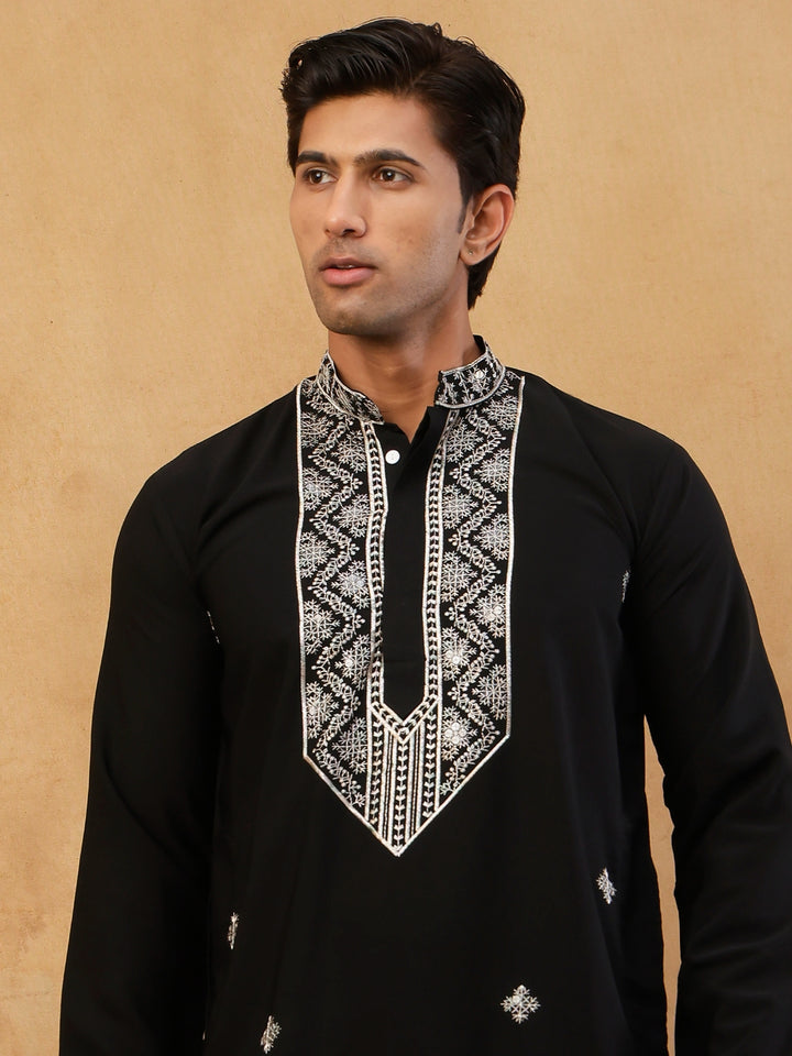 Embroidered Silk Blend Straight Kurta