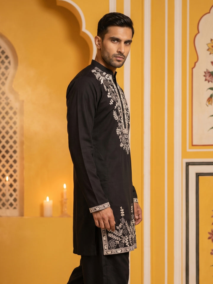 Men Japanese Fabric Embroidered Kurta