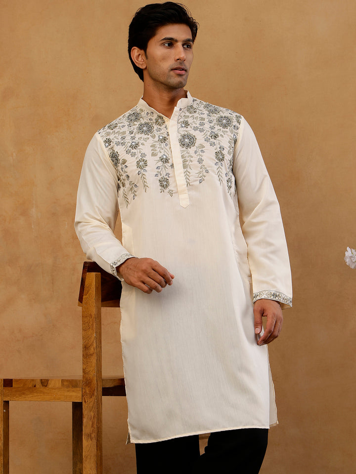 Men’S Cotton Blend Embroidered Kurta