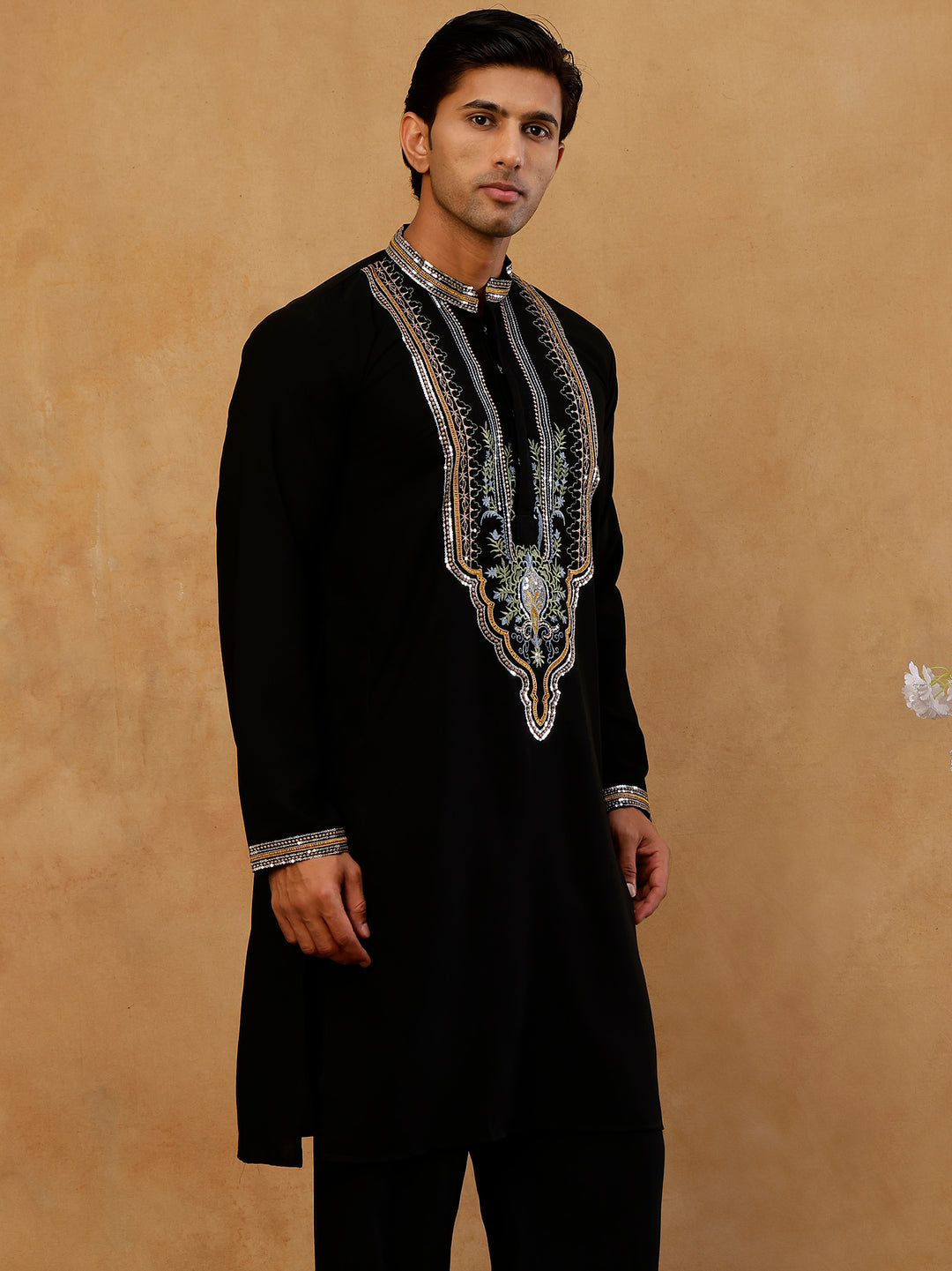 Cotton Blend Ethnic Embroidered Kurta